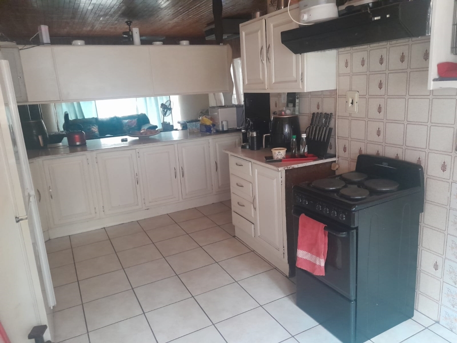 4 Bedroom Property for Sale in Protea Park North West